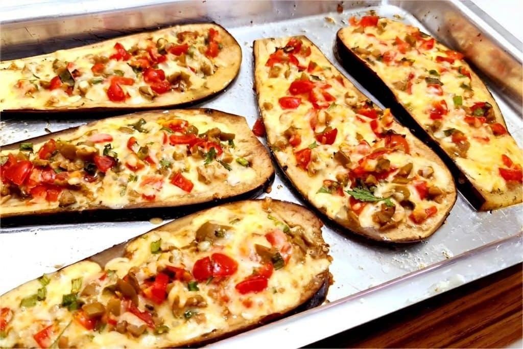 Berinjelas Assadas com Tomate e Queijo